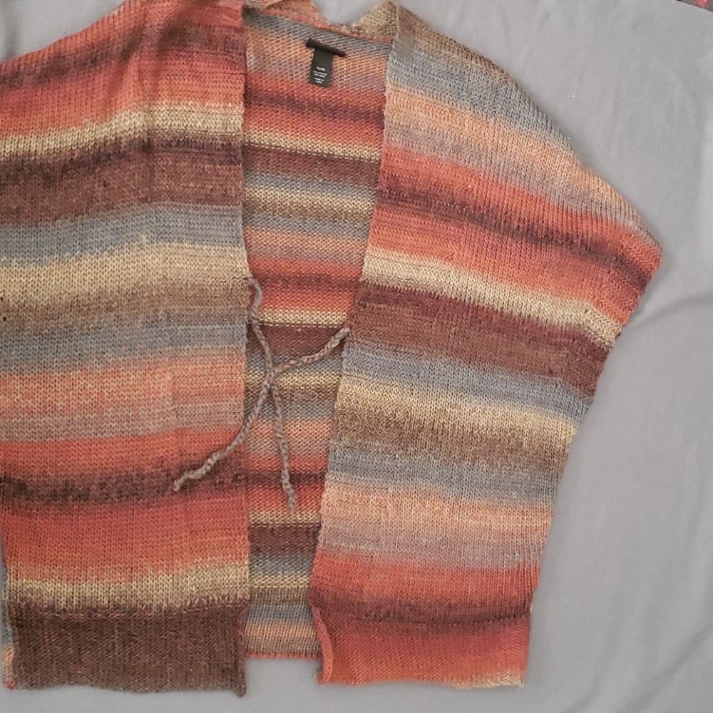 Over sweater - Picture 2 of 2